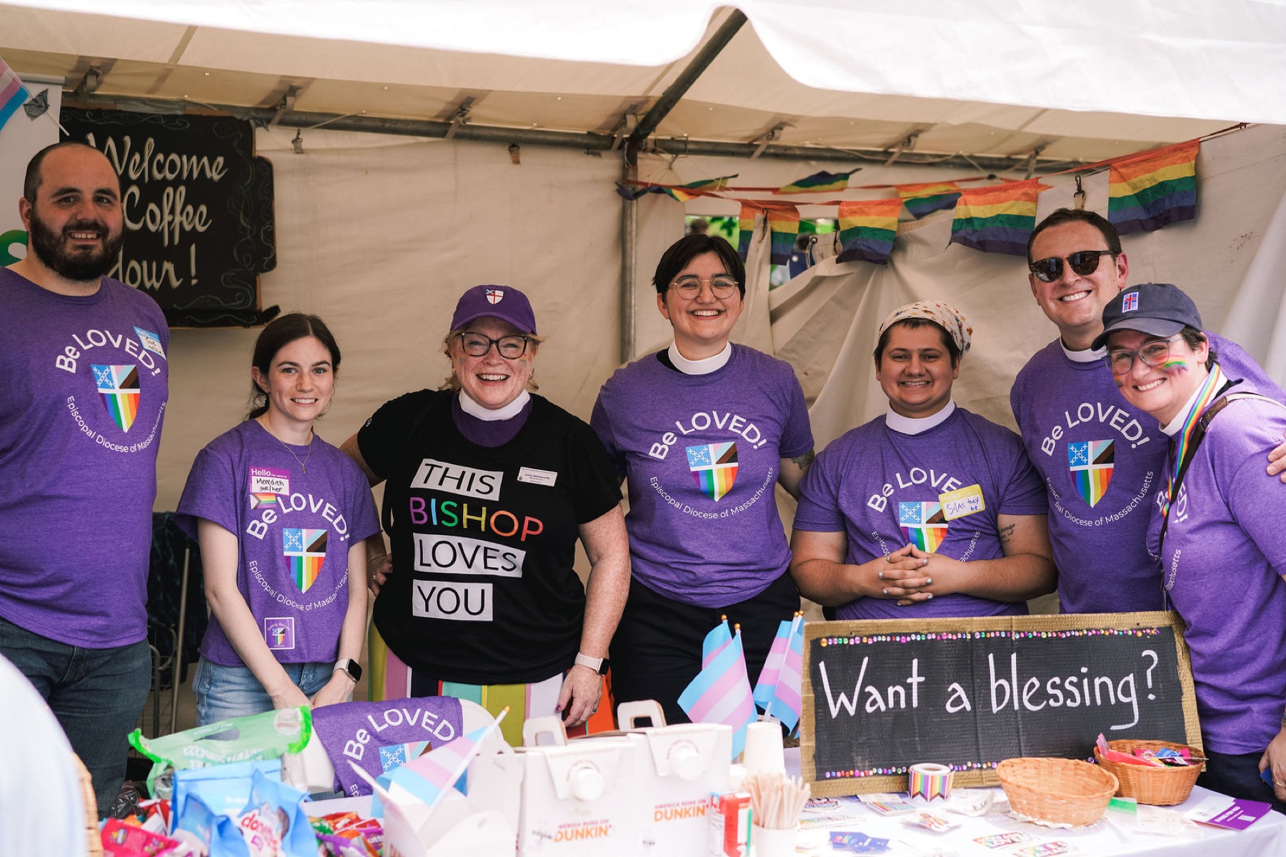 The diocesan hospitality table at Boston Common invited visitors to come to coffee hour.