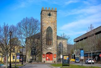 St. Peter's-San Pedro Church in Salem