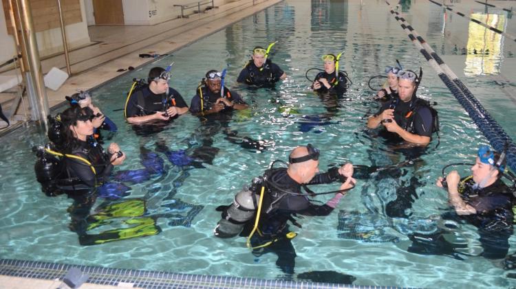 St. Paul's, Lynnfield scuba team